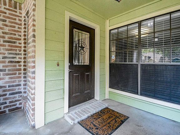3rd image of 12522 Sableleaf Dr