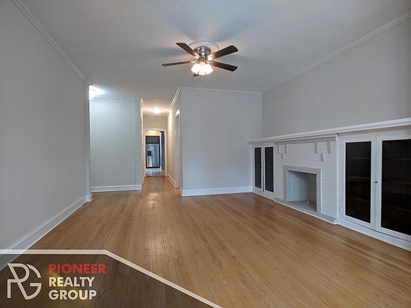 3rd image of 2109 W Eastwood Ave #1WW