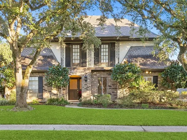 2448 Chelsea Dr, New Orleans, LA 70131