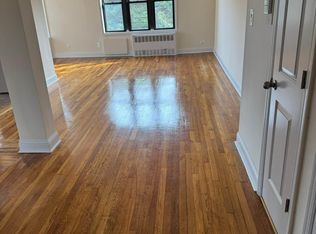 6712 Yellowstone Blvd Ste 1, Forest Hills, NY 11375