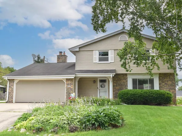 W174N8492 Schneider DRIVE, Menomonee Falls, WI 53051