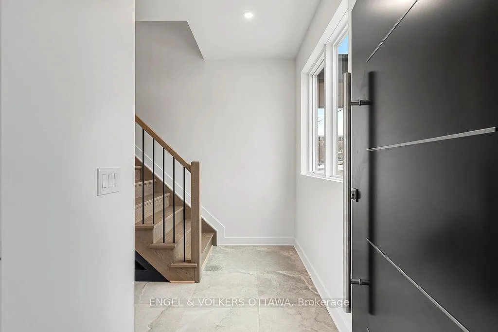 3 bed, $3,950 — Photo 2