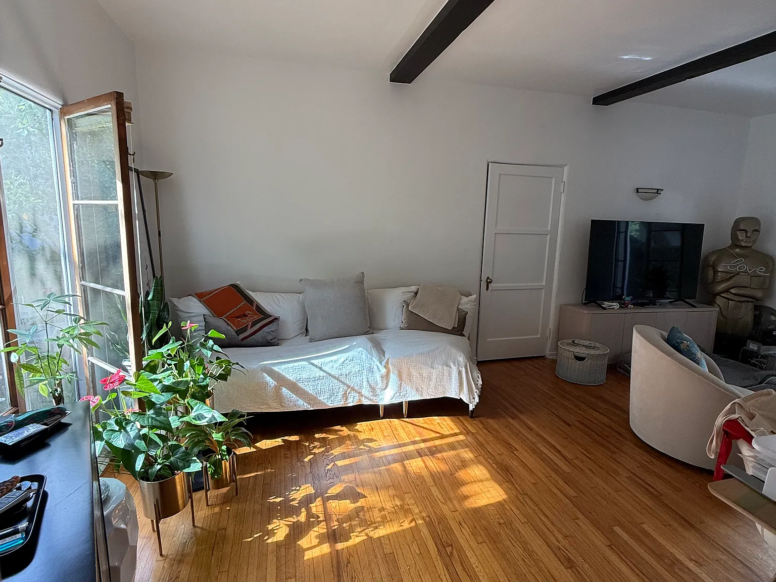 1 bed, 800 sqft, $3,000 — Photo 4