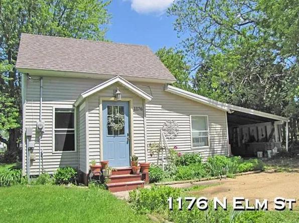 1176 N Elm St, Platteville, WI 53818