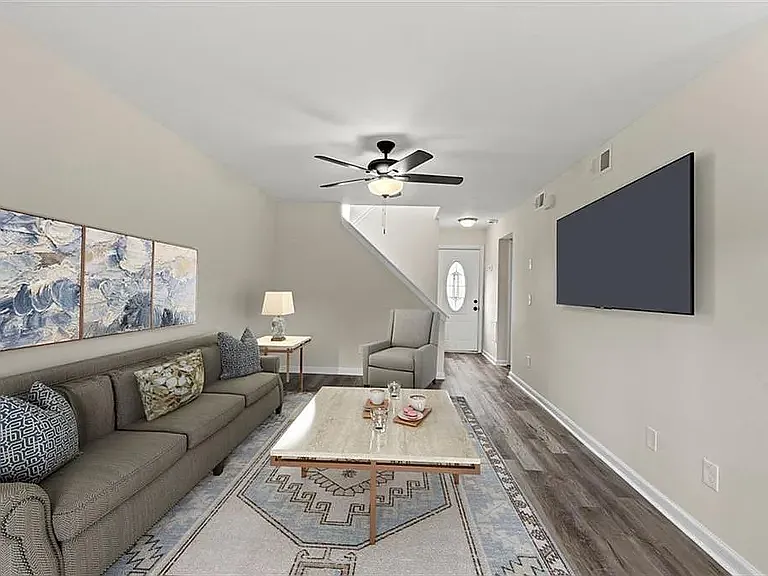 2 bed, 1204 sqft, $1,395 — Photo 2