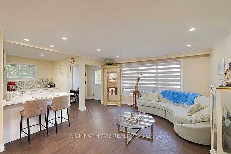 4 bed, $3,250 — Photo 3