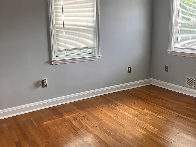 1268 Gittings Ave — Photo 9