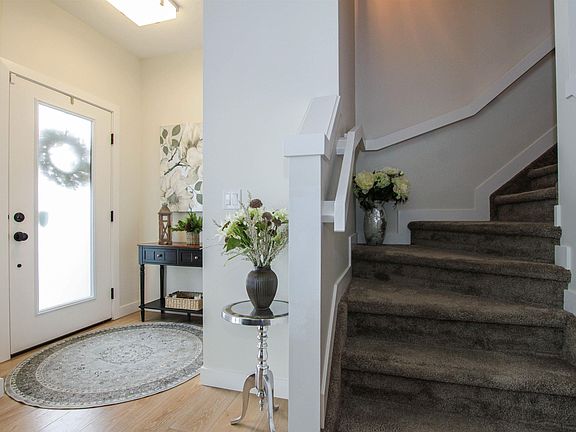 4th image of 7200 Cardinal Way SW