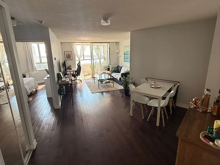 260 Queens Quay W #2608 — Photo 9