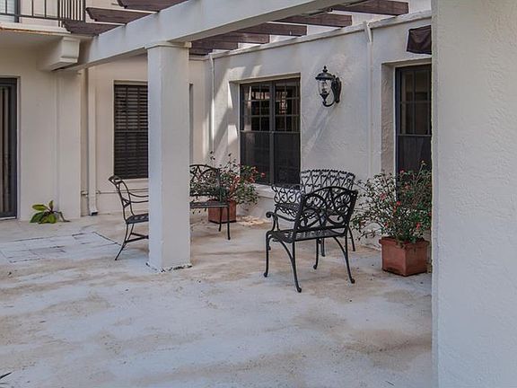 3rd image of 104 S Interlachen Ave APT 314