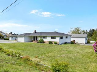 3880 Kings Valley Rd, Crescent City, CA 95531