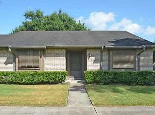 3750 Laura Leigh Ln, Friendswood, TX 77546