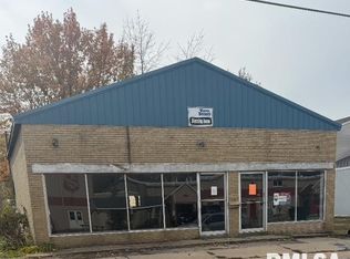250 Derby St, Pekin, IL 61554