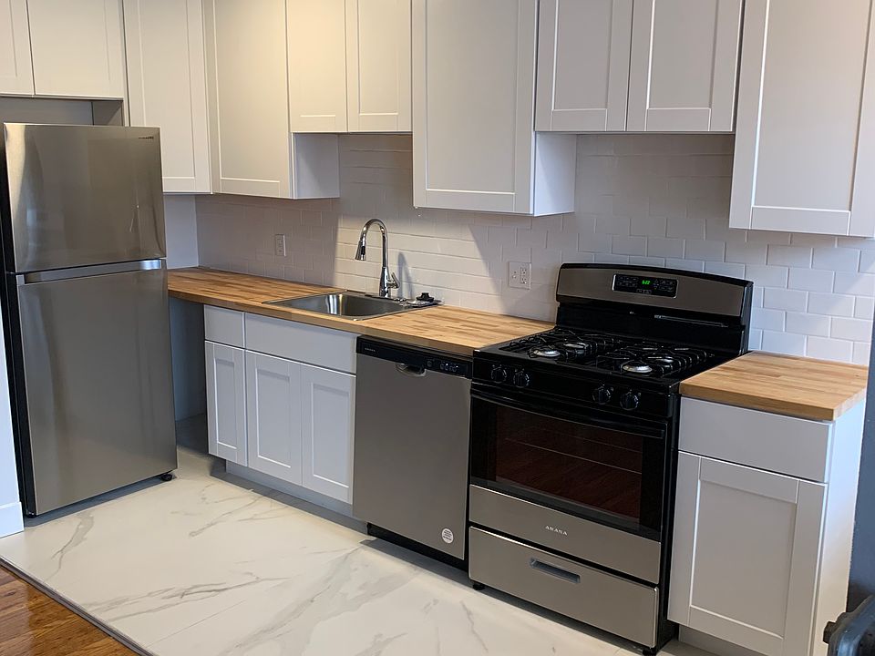 1st image of 1275 Pearl St APT 4
