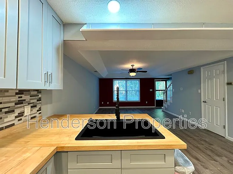 114 Joshua Case Ct — Photo 9