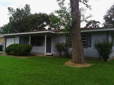 1st image of 3840 Broadmoor Dr