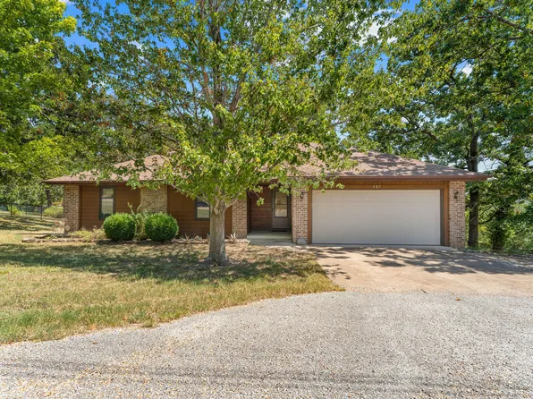 107 Oak Drive, Kimberling City, MO 65686