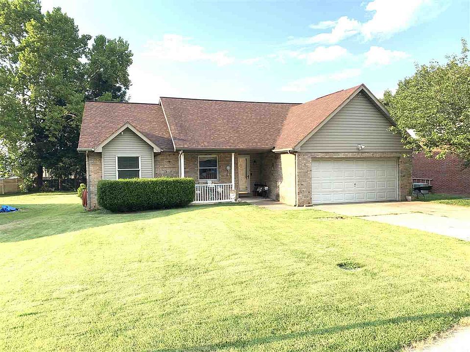 1st image of 4 Greenwood Way