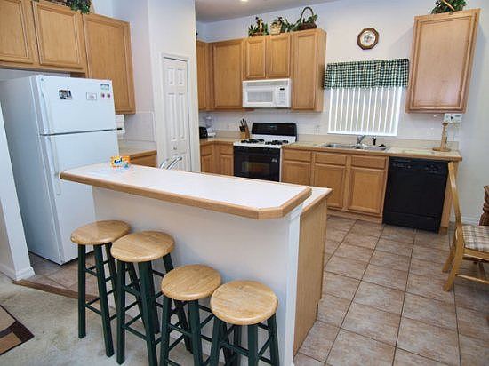 CL4P2500AC-Kitchen-and-Bar