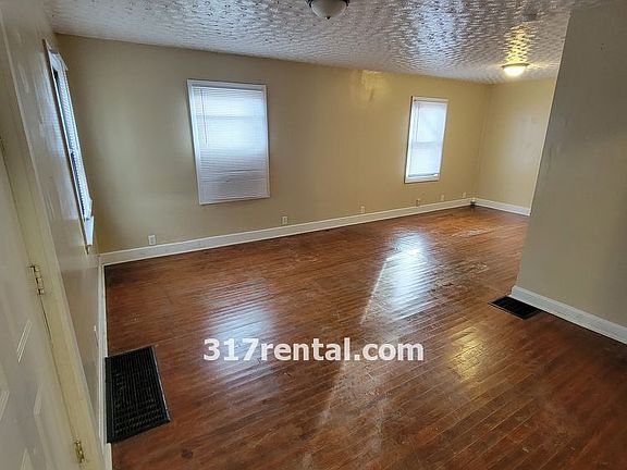 2nd image of 2944 Westbrook Ave