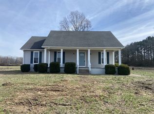 210 Nikki Ln, Leoma, TN 38468