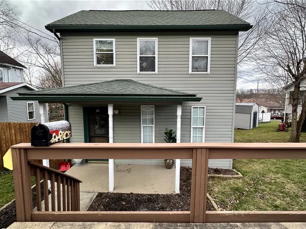 37 Fayette St, Dunbar, PA 15431