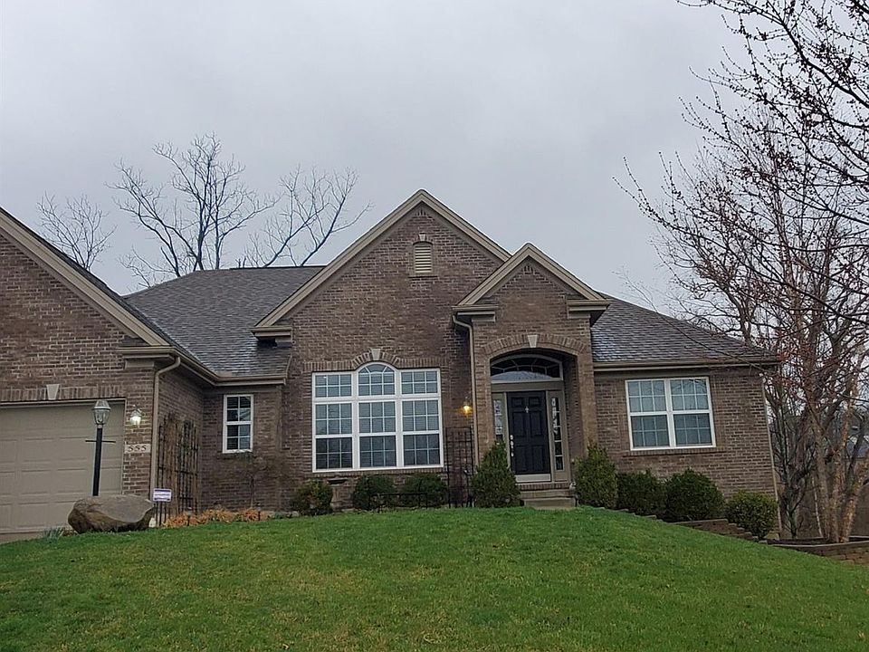 1st image of 555 Brookhurst Dr