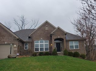 555 Brookhurst Dr, Monroe, OH 45050