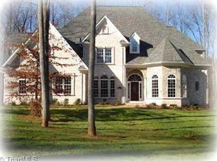 2625 Crow Hl, Winston Salem, NC 27106