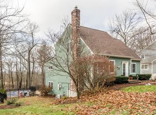 119 Hickory Hill Rd, North Andover, MA 01845