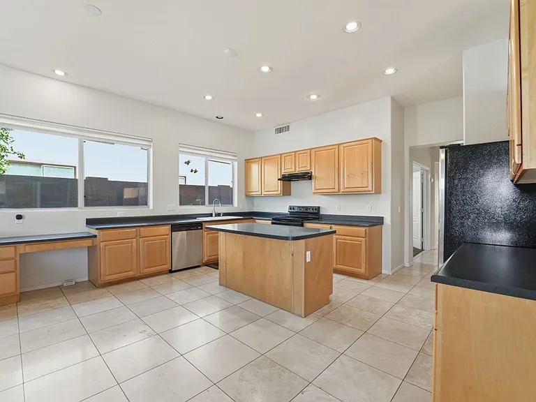 7180 W Trails Dr — Photo 9