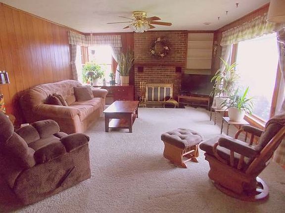 4th image of 729 7th St S #S