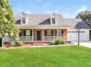 5101 Old Plantation Cir, Winston Salem, NC 27104