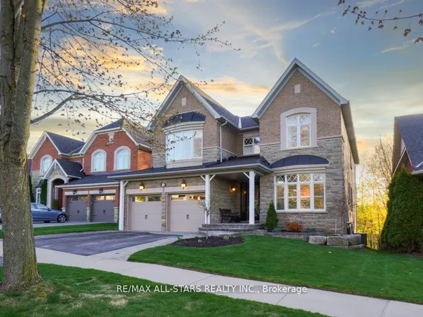 64 Button Cres, Uxbridge, ON L9P 1Z6