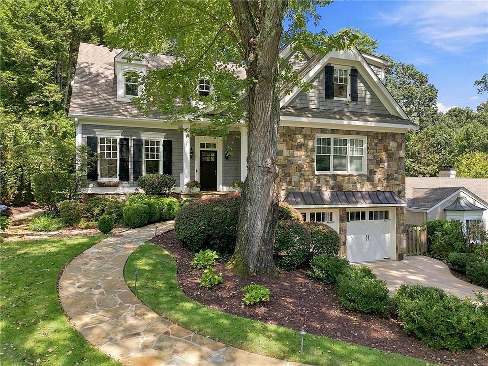 1st image of 2643 Arlene Way NE