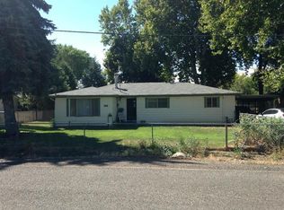 786 Gilman Rd, Medford, OR 97504