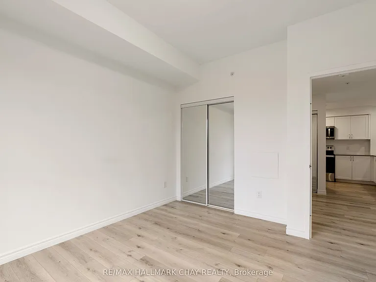 30 Hanmer St W #202 — Photo 20