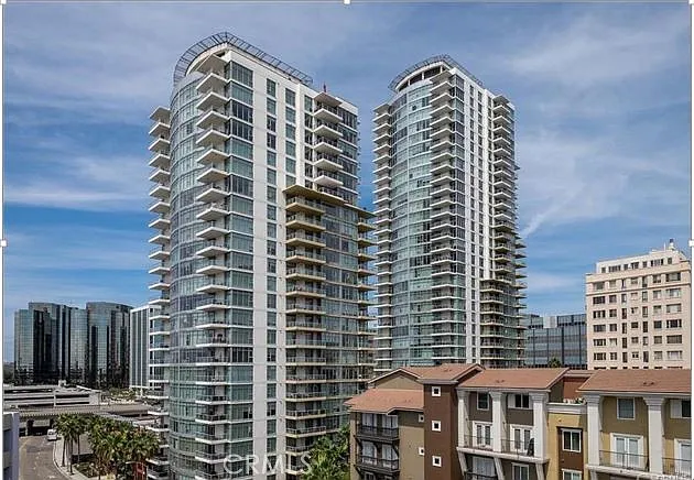 411 W Seaside Way #225
