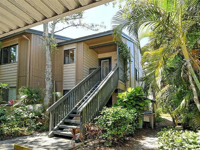 1720 Glenhouse Dr #GL430 — Photo 1