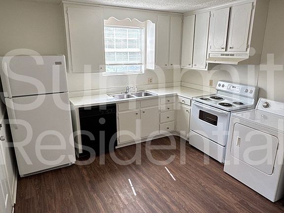 4th image of 5321 Townes Ct