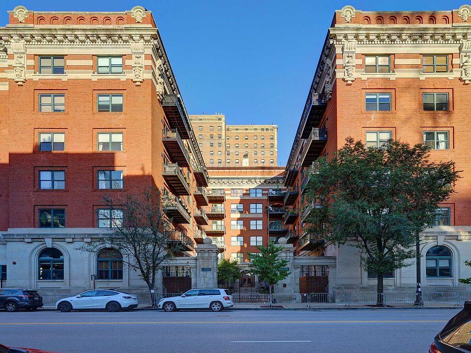 1st image of 1439 S Michigan Ave APT 212