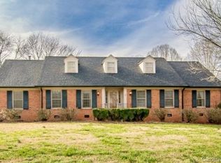 1301 E Colonial Dr, Salisbury, NC 28144