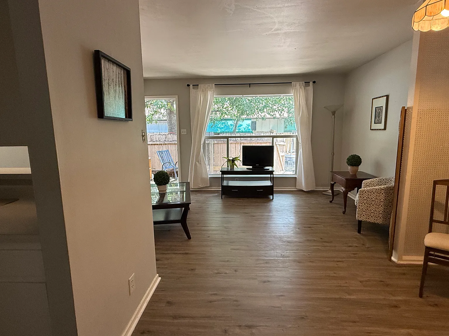 1 bed, 550 sqft, $950 — Photo 3