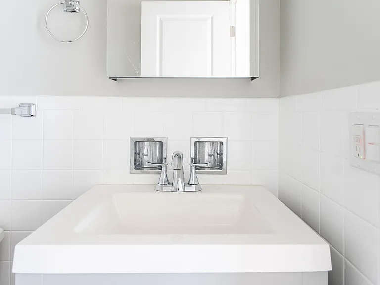 1W - Second Bathroom