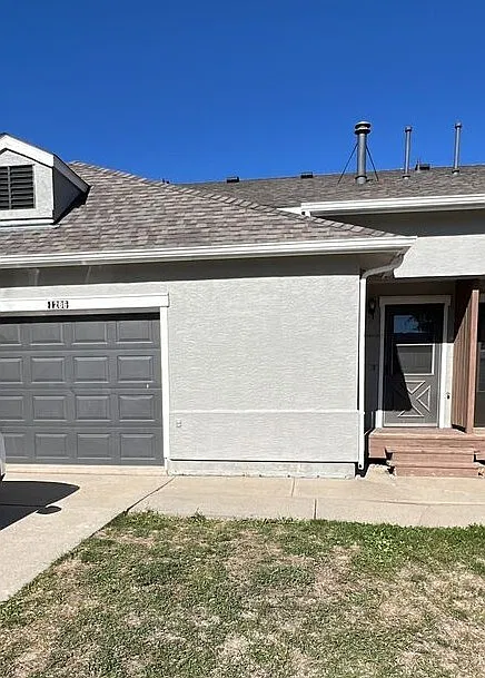 1206 Dakota Dr