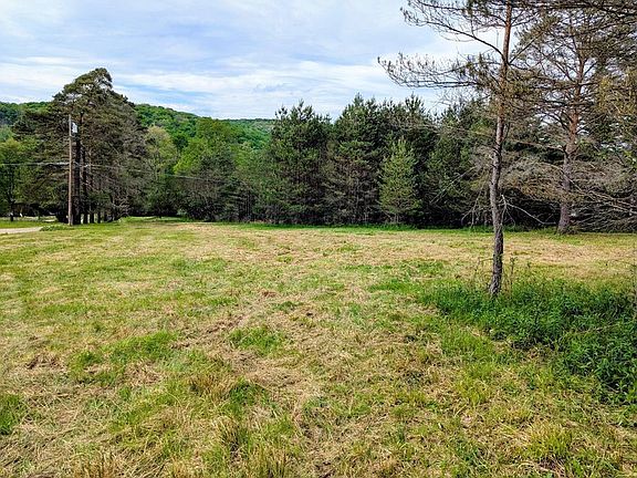 2nd image of 2 Two Mile Rd