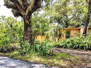 1700 SW 12th Ct, Fort Lauderdale, FL 33312