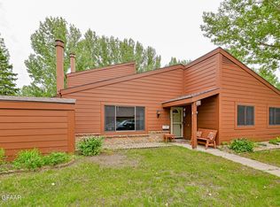 3720 Cherry St APT R69, Grand Forks, ND 58201