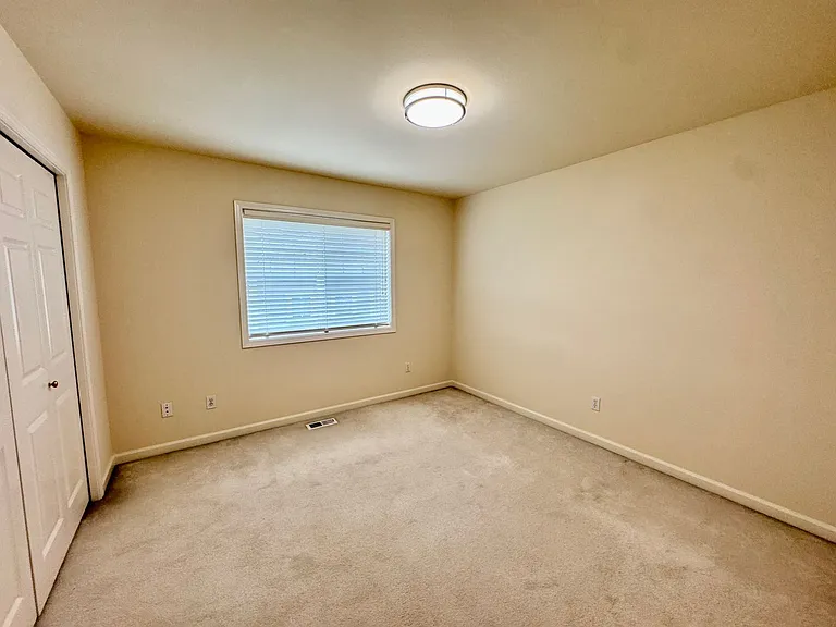 8310 NE 187th Way — Photo 13