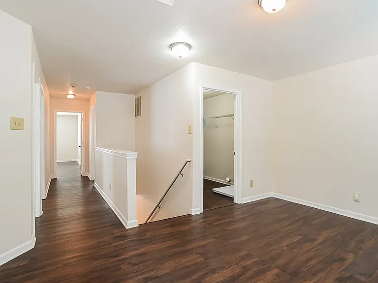 4532 Stone Mountain Dr — Photo 9